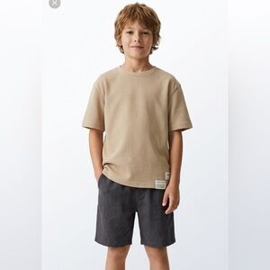 Zara Boys Beige Short Sleeve Crewneck T-Shirt Size Large Cotton